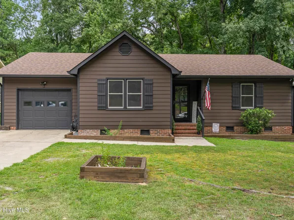 1704 Lyon Road, Fayetteville, NC 28303