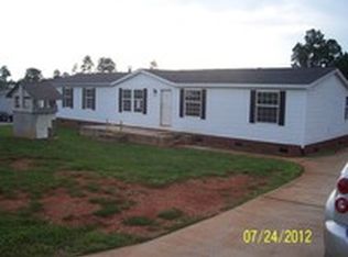 1072 Remington Dr, Conover, NC 28613