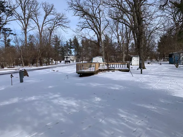 23/72 Woodhaven Dr E, Sublette, IL 61367