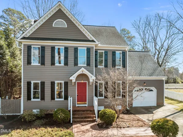 3 Fenton Pl, Chapel Hill, NC 27517