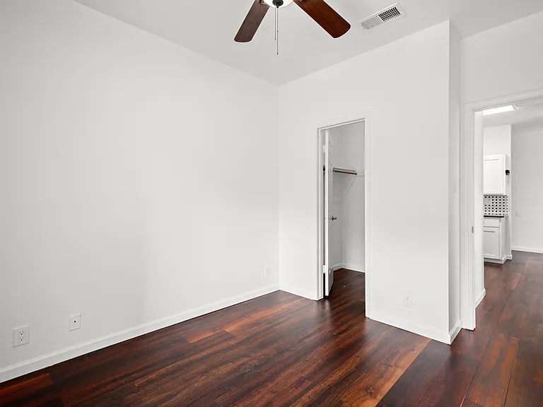 2414 Longview St #307 — Photo 14