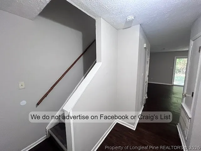 2 bed, 2.5 bath, 1192 sqft, $925 — Photo 2