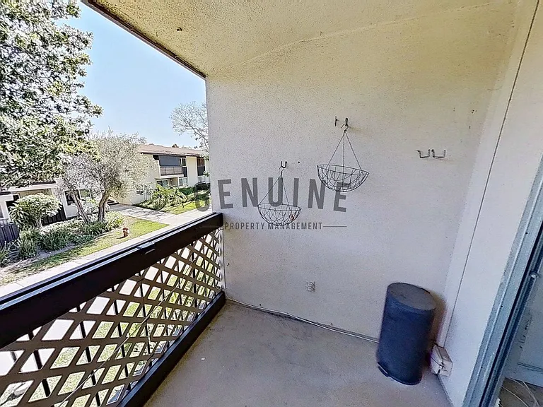 12200 Montecito Rd #K204 — Photo 24