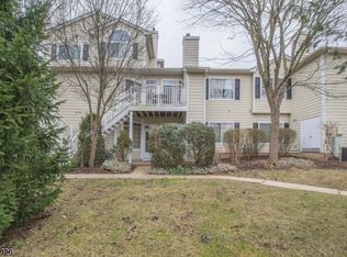 77 Wescott Rd, Bedminster, NJ 07921