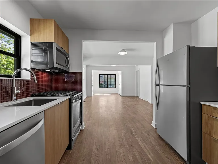 4700 Liberty St #1 — Photo 8