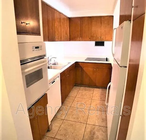 1350 Ala Moana Blvd #3111 — Photo 10