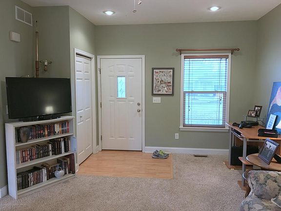 4th image of 15840 Lattice Ln