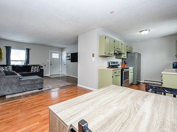 5th image of 4596 Vista Dr