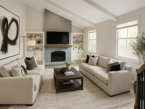 3647 NW Blue Jacket Dr, Lees Summit, MO 64064