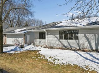 9313 Ranchview Ln N, Maple Grove, MN 55369