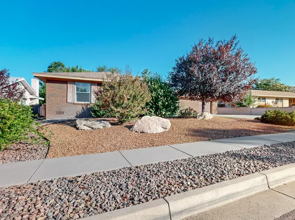 7805 Palo Duro Ave NE, Albuquerque, NM 87110