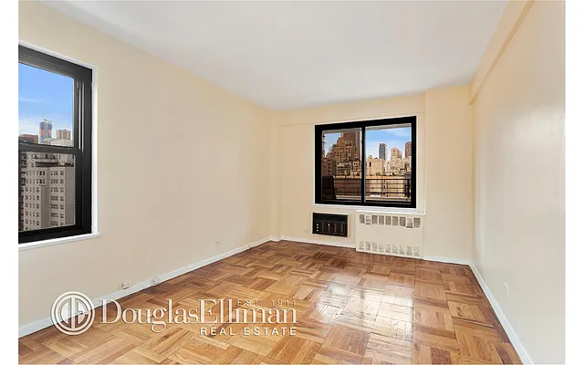 Sold by Douglas Elliman | media 4