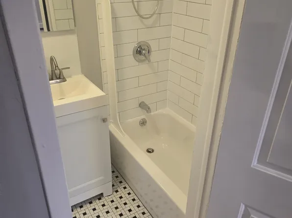 96 Central Avenue image 2 of 5