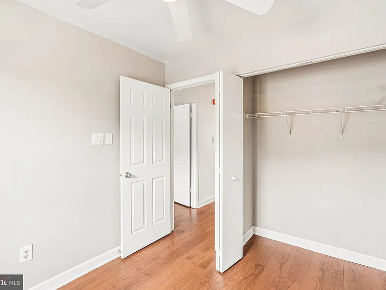 3820 Rolling Way — Photo 32