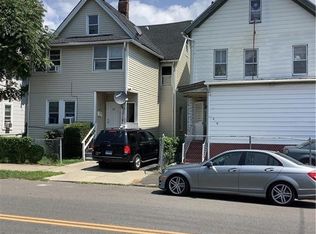 10-12 Clinton Ave, Bridgeport, CT 06605