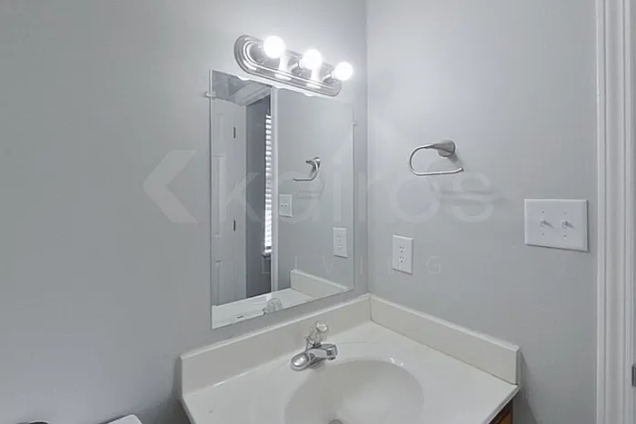 250 Deer Pkwy — Photo 16