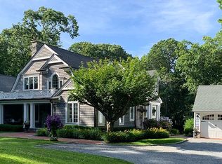 66 Wilton Rd, Cold Spring Harbor, NY 11724