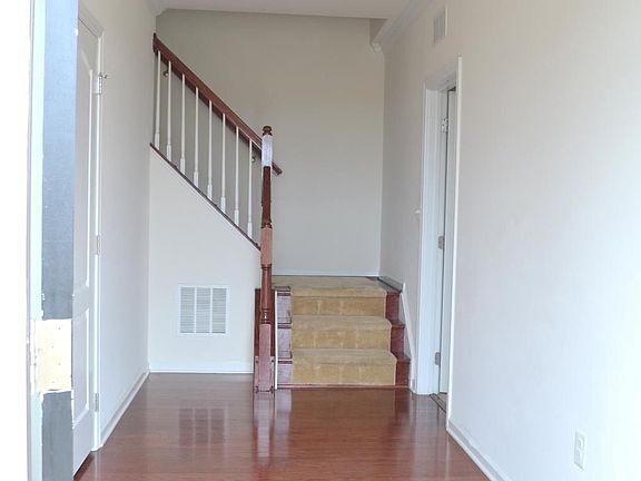 3rd image of 23351 Milltown Knoll Sq