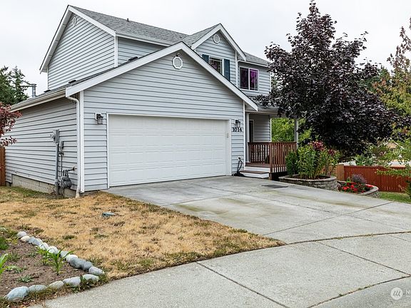 4th image of 1014 NW Kelly Place