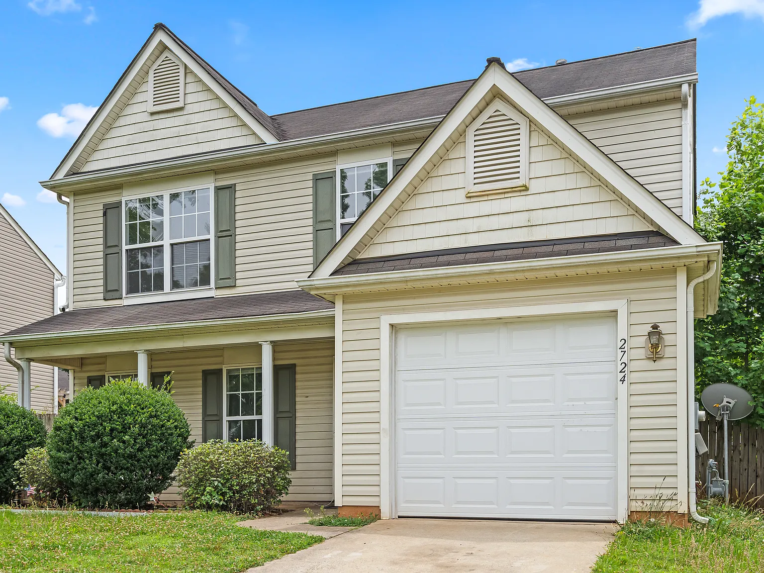 4 bed, 2.5 bath, 1625 sqft, $1,995 — Photo 1