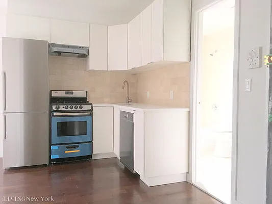 Rented by Living New York | media 26