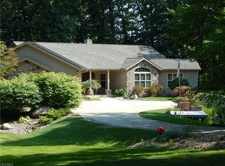 10907 Darrow Rd, Vermilion, OH 44089