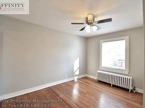 4th image of 2026 Erie St