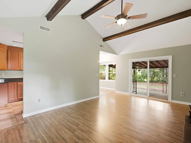 2067 Dogwood Rd — Photo 19