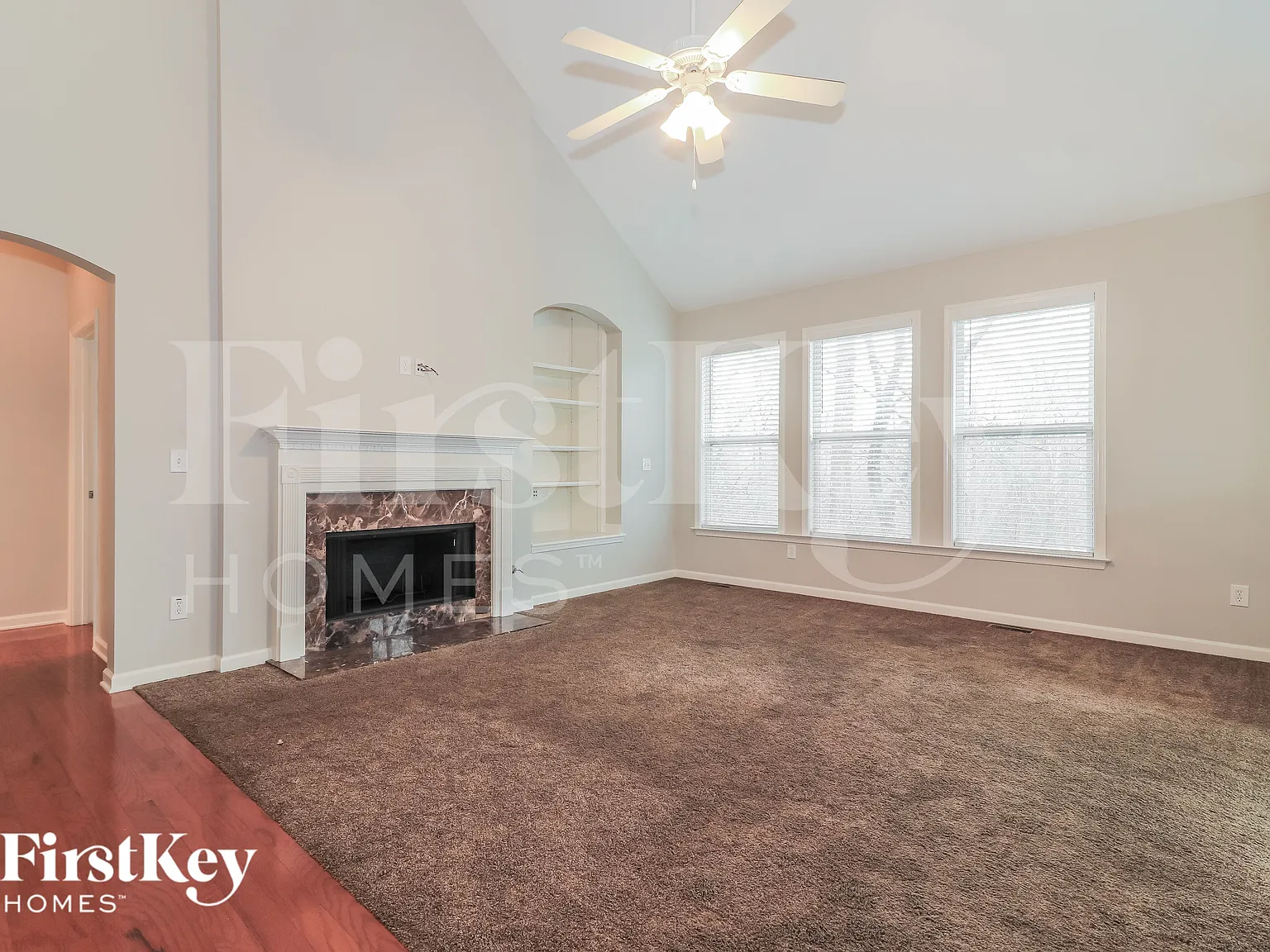 4 bed, 2.5 bath, 2852 sqft, $2,345 — Photo 3