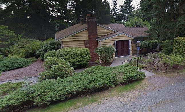 1st image of 1103 NE 195th St