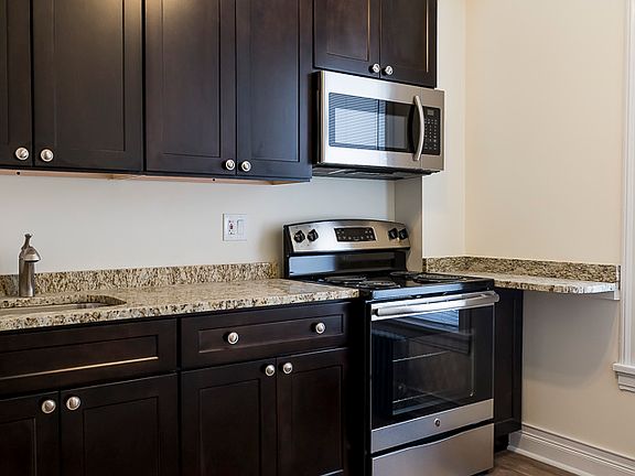 4th image of 1020 W Ardmore Ave APT 3E