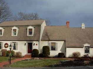 123 Constitution Dr, Leominster, MA 01453