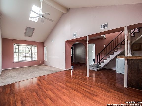 5th image of 524 W Mayfield Blvd
