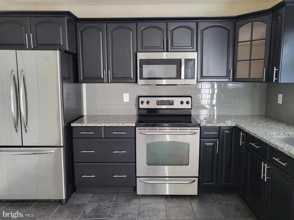 411 Kosoak Rd, Middle River, MD 21220