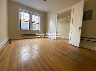 2237 1/2 N Bissell St #3E, Chicago, IL 60614