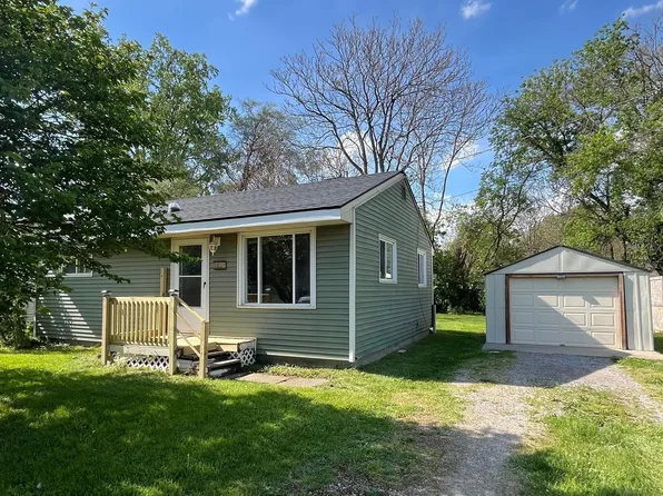 3259 Berent St, Burton, MI 48529