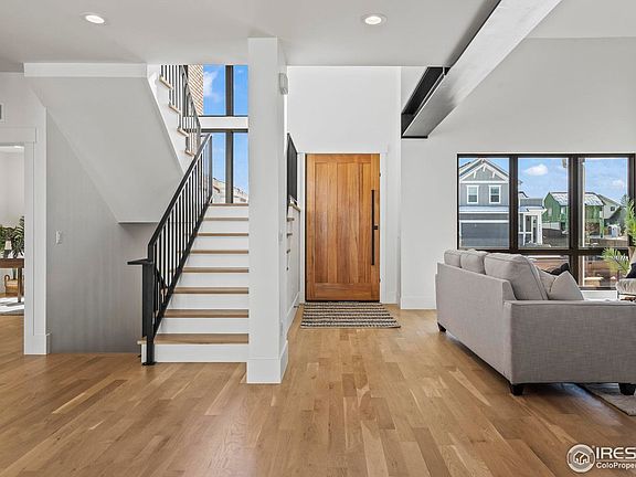 5th image of 405 W William St