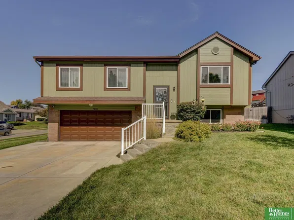 7838 Bondesson St, Omaha, NE 68122