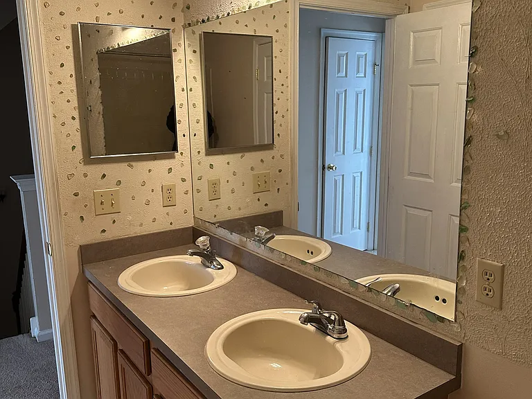 504 Brushy Mountain Rd — Photo 18