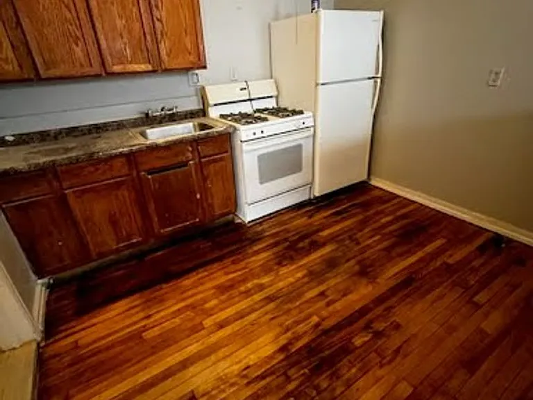 828 W Windlake Ave — Photo 7
