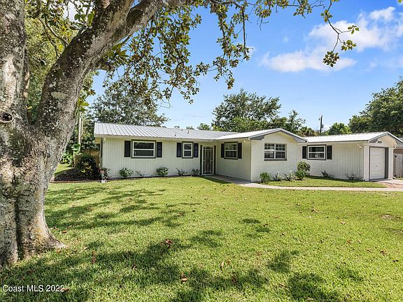 2nd image of 3609 Sunny Dr