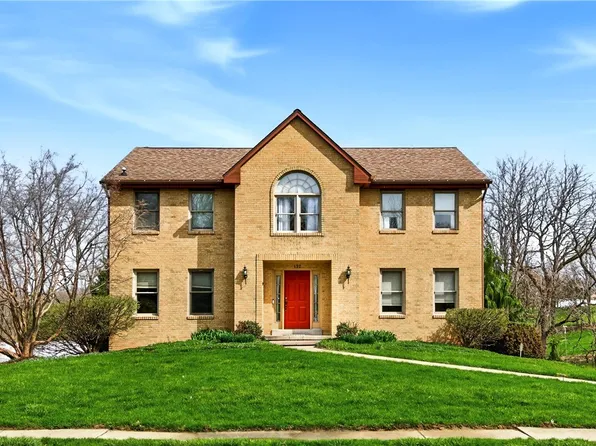 132 Glenbrook Dr, Cranberry Township, PA 16066