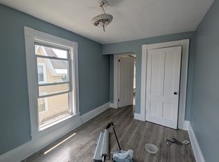 226 Main St #2, Manchester, NH 03102