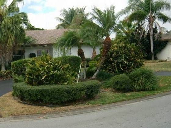 1st image of 308 NW 101st Ter