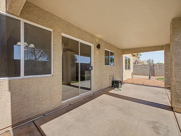 14718 N 154th Ln — Photo 25