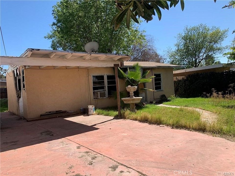 1st image of 3132 Ridgeview Dr