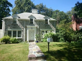 15 Craftsland Rd, Brookline, MA 02467
