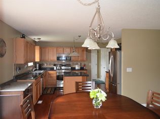 2735 Lauren Lake Dr, Shiloh, IL 62221