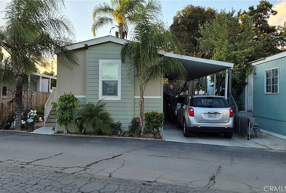 1st image of 12700 Elliott Ave Space 255