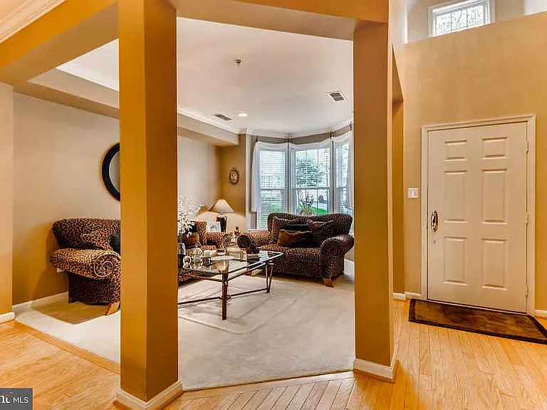 Living Room, as you enter Front Door/Foyer, No.1